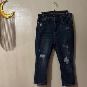 ☕️💙👖☀️Judy blue Midnight Distressed capri Jeans